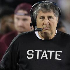 What did Mississippi state head coach Mike Leach die of?