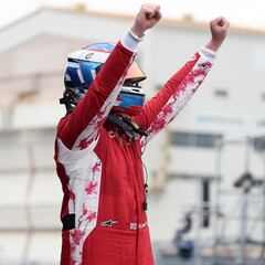 Rowland arriesga y tiene premio: es campeón de la Fórmula E