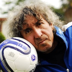 10 frases inolvidables de Jorge 'El Mágico' González