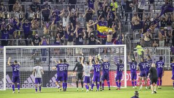 Según ha confirmado el propio club de la MLS, el actual dueño Flávio Augusto da Silva negocia con la Familia Wilf, para venderles la franquicia de Orlando en MLS, NWSL y el Exploria Stadium.