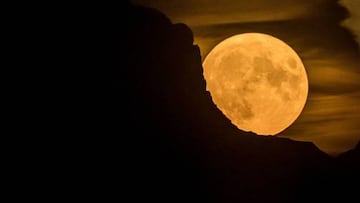 How to see the Sturgeon Supermoon