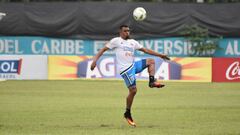 Pékerman abre las puertas de su práctica con 10 jugadores