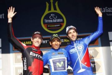 Primer plano del título del ciclista colombiano Nairo Quintana en Italia