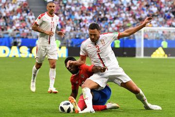 Es un defensa importante con la selección de Serbia.