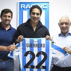Oficial: Paolo Guerrero firmó con Racing Club
