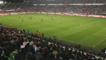 <b>INCONDICIONAL. </b>La afición del Sporting apoyará al equipo en el debut como primer entrenador rojiblanco de Iñaki Tejada.