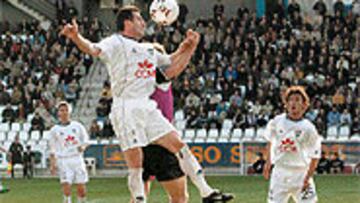 <B>SIN HUECOS.</b> El Albacete no encontró la forma de ganar a la Unión.