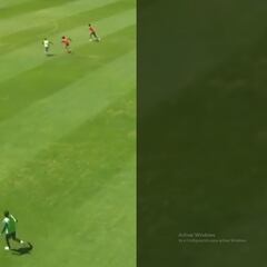 Vídeo: El golazo del ‘Chino’ Huerta: túnel y vaselina