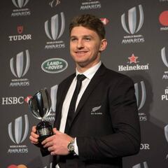 Portia Woodman and Beauden Barrett crowned World Rugby Players of the Year