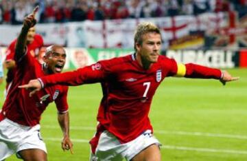 David Beckham cumple 42 años