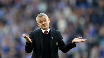 Soccer Football - Premier League - Leicester City v Manchester United - King Power Stadium, Leicester, Britain - October 16, 2021  Manchester United manager Ole Gunnar Solskjaer looks dejected after the match Action Images via Reuters/Carl Recine EDITORIA