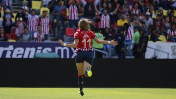 Las Chivas Femenil golearon a Monarcas con doblete de Norma Palafox en partido correspondiente a la jornada 6; Guadalajara ha tomado la cima de la tabla general.