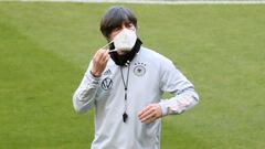 L&ouml;w, durante una sesi&oacute;n de entrenamiento de Alemania.