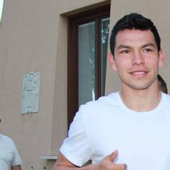Hirving Lozano realizó los exámenes médicos con el Napoli