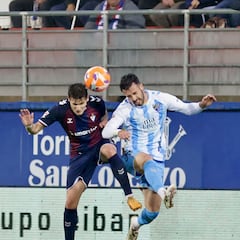 El balón parado frena la reacción del Eibar