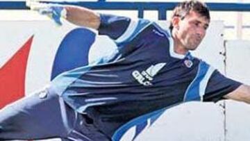 <b>CON BUEN PIE. </b>El guardameta argentino destacó en su debut con la camiseta del Getafe en la Liga española.