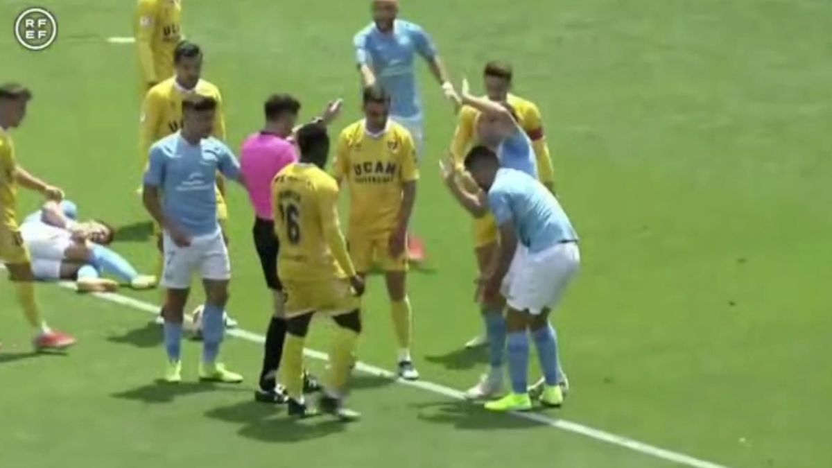 El polémico penal que valió un ascenso en España