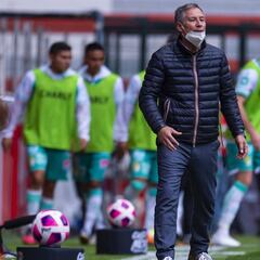 Ariel Holan y la ciencia de los entrenadores que no jugaron fútbol