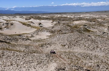 Décima etapa entre Salta y Belén.El piloto frances Cyril Despres con Peugeot.