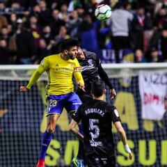 Resumen Cádiz 1 - Huesca 1: El líder empata en Carranza