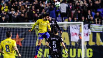 Sigue el partido entre Cádiz vs Huesca, en vivo y en directo online, jornada 32 de LaLiga 1|2|3 que se juega hoy, lunes 26 de marzo, a las 21:00 horas en El Carranza