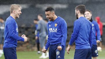 23/04/19
 VALENCIA CF
 ENTRENAMIENTO 
 WASS
 COQUELIN
 
 
 
 
 
 
 
 
 
 
 
 
 