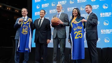 Adam Silver y el equipo de San Francisco para el NBA All-Star 2025 -