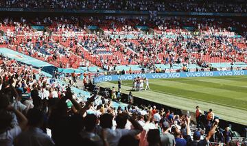 Inglaterra 1-0 Croacia: Saltó a destiempo a la presión Kovacic al carril central y permitió a Kalvin Phillips recortarle y servirle un balón majestuoso al espacio a Sterling, que picaba al espacio y acabó batiendo con dificultades a Livakovic en el mano a mano.