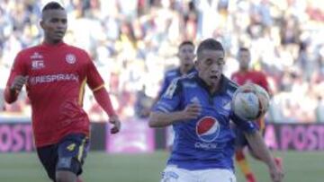 Maxi durante el juego ante Uniautónoma.