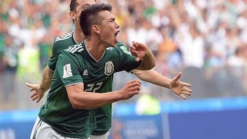 Moscow (Russian Federation), 17/06/2018.- Hirving Lozano of Mexico (front) celebrates after scoring the 1-0 during the FIFA World Cup 2018 group F preliminary round soccer match between Germany and Mexico in Moscow, Russia, 17 June 2018.
 
 (RESTRICTIONS APPLY: Editorial Use Only, not used in association with any commercial entity - Images must not be used in any form of alert service or push service of any kind including via mobile alert services, downloads to mobile devices or MMS messaging - Images must appear as still images and must not emulate match action video footage - No alteration is made to, and no text or image is superimposed over, any published image which: (a) intentionally obscures or removes a sponsor identification image; or (b) adds or overlays the commercial identification of any third party which is not officially associated with the FIFA World Cup) (Mundial de F&uacute;tbol, Mosc&uacute;, Rusia, Alemania) EFE/EPA/PETER POWELL EDITORIAL USE ONLY EDITORIAL USE ONLY EDITORIAL USE ONLY EPA-EFE/PETER POWELL EDITORIAL USE ONLY EDITORIAL USE ONLY