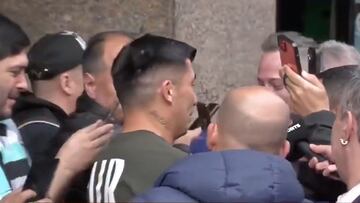 Medel se hizo la revisión médica en Boca y después ocurrió esto en plena calle