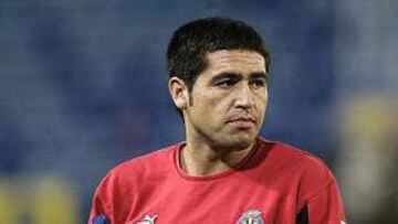 <b>BUENAS NOTICIAS.</b> Juan Román Riquelme podría jugar el próximo miércoles.