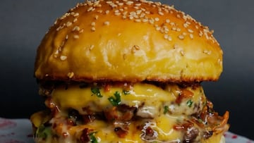 As¨ª es la mejor hamburguesa de Espa?a: d¨®nde comerla y cu¨¢nto cuesta