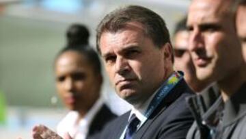 El entrenador australiano Ange Postecoglou, durante el partido Australia-España.