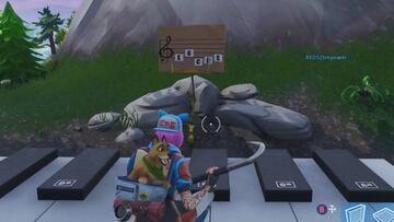 Fortnite Battle Royale - Desaf&iacute;o de la Semana 2 de la Temporada 7: Toca la partitura en los pianos cerca de Parque Placentero y Soto Solitario