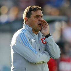 La difícil juventud de Hoyos: "Dormí en la calle y lustré botas"