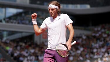 La titánica tarea de Tsitsipas