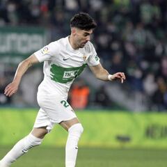 Kike Pérez se perfila como opción a Gumbau frente al Barça