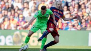 Iniesta, durante el partido ante el Getafe.