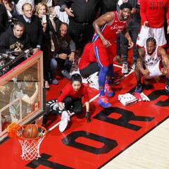 El milagro de Kawhi Leonard vale el World Press Photo