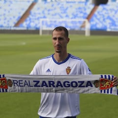 “El Real Zaragoza merece estar en Primera y nuestro trabajo es luchar por ese objetivo”
