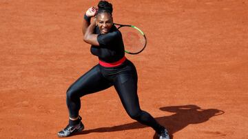 Serena Williams, en acci&oacute;n con el mono negro.