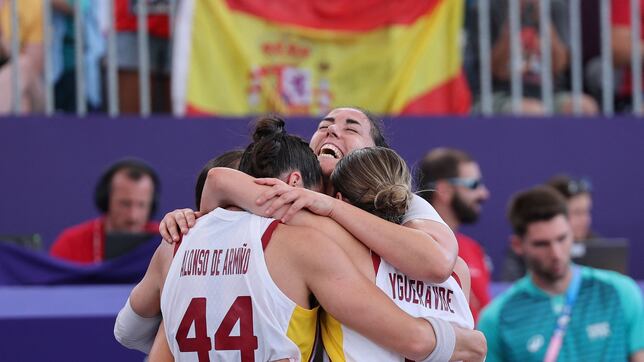 España tumba a EE UU en la prórroga y jugará la final