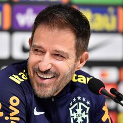 Ramon Menezes: “Vinicius y Rodrygo son referencias en Brasil”