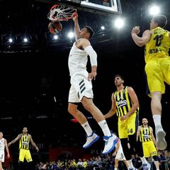 Ayón se reivindica y Campazzo bate récords: 15 asistencias