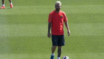 Leo Messi back in training ahead of Deportivo match