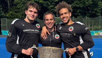 Es chileno, leyenda de la selección y se corona campeón en Europa: “Es un honor trabajar con ellos”