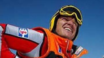 <b>VUELVE A SONREÍR</b>. Hermann está feliz. Vuelve a la nieve. Los animales pertenecen a su hábitat, y "Herminator" es animal de cumbres y alturas. Regresa Hermann. Sonríe de nuevo.