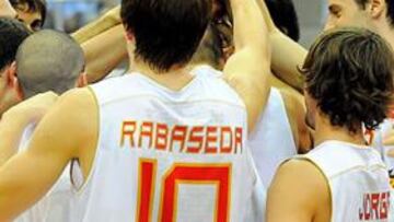 España medalla de bronce al vencer a Italia