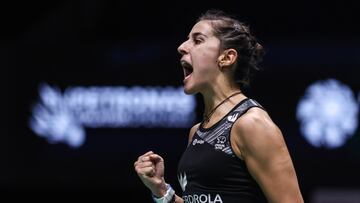 Carolina Marín celebra su triunfo en el Abierto de Indonesia ante la taiwanesa Hsu Wen Chi.